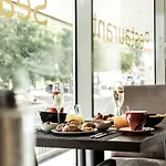 Falkensteiner 4* Братислава