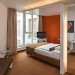 Falkensteiner 4* Братислава