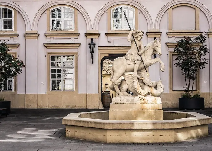 Hotel Falkensteiner Pressburg